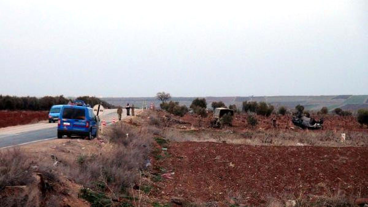 Kilis\'te Zırhlı Araç Devrildi: 3 Asker Yaralı