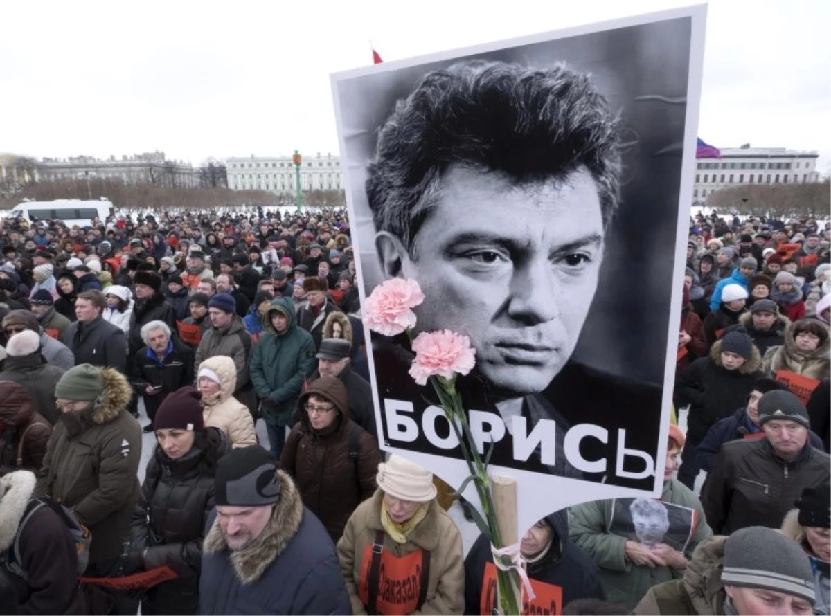 Rusya Muhalif Siyasetçiyi Unutmadı