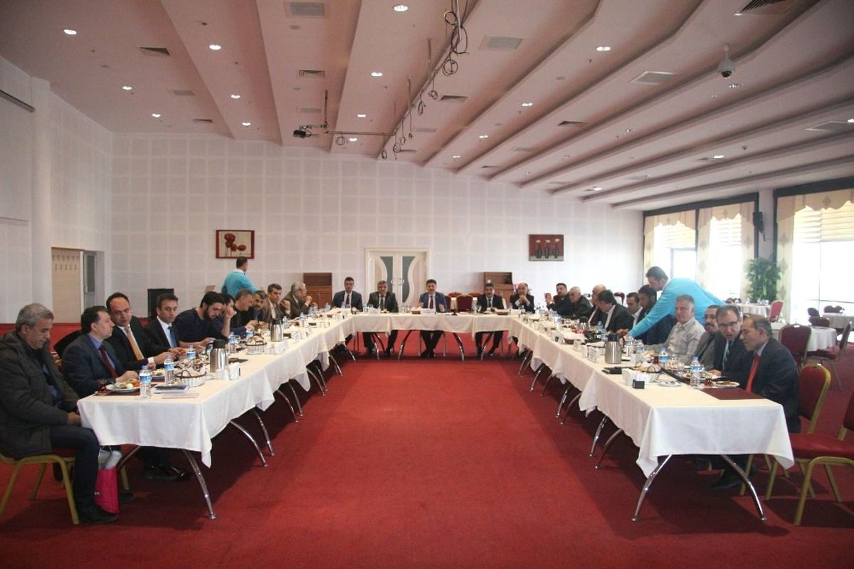 Rektör Karacoşkun\'dan Göç Uyarısı
