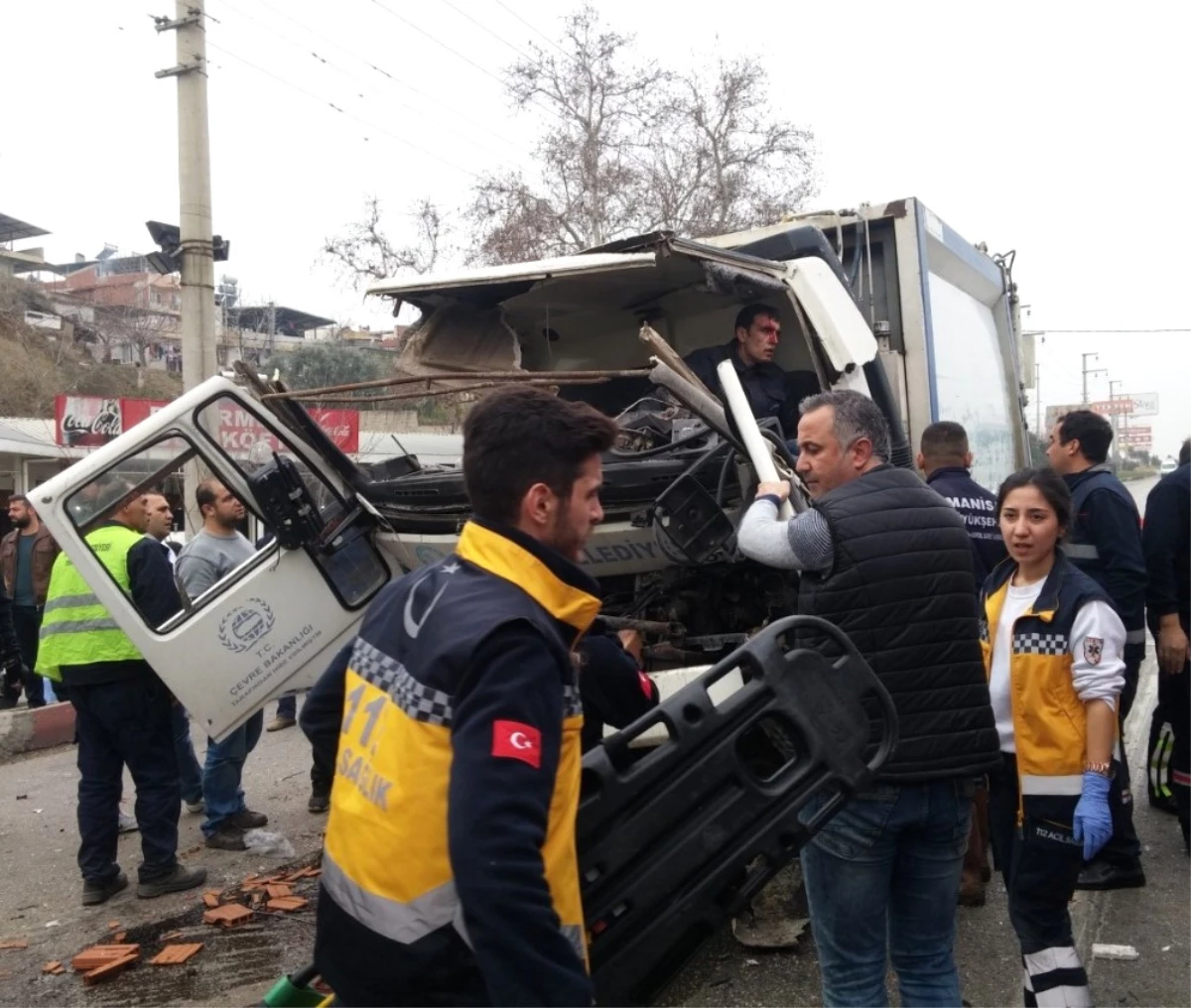 Salihli\'deki Trafik Kazası