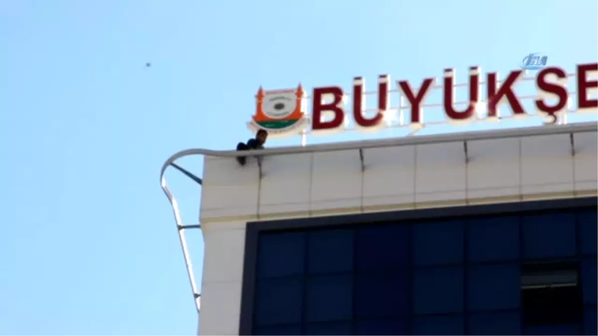 Şanlıurfa Büyükşehir Belediyesinde İkinci İntihar Girişimi