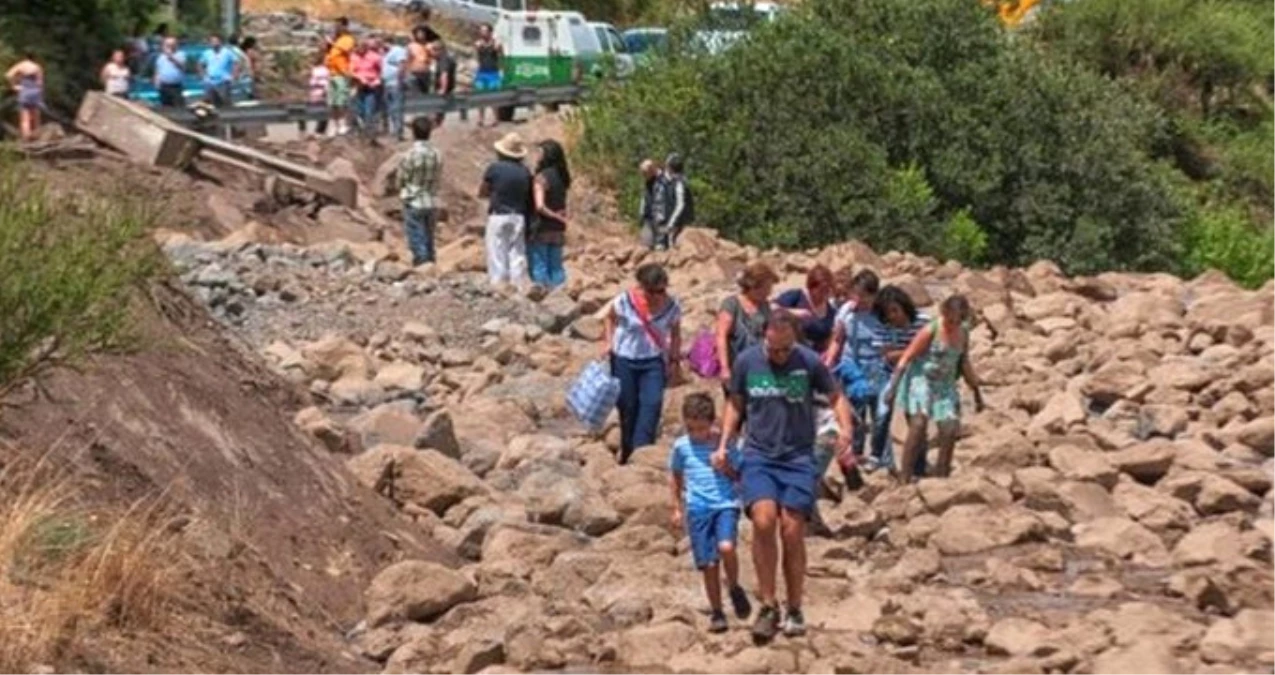 Şili\'de Fırtına 4 Milyon Kişiyi Susuz Bıraktı