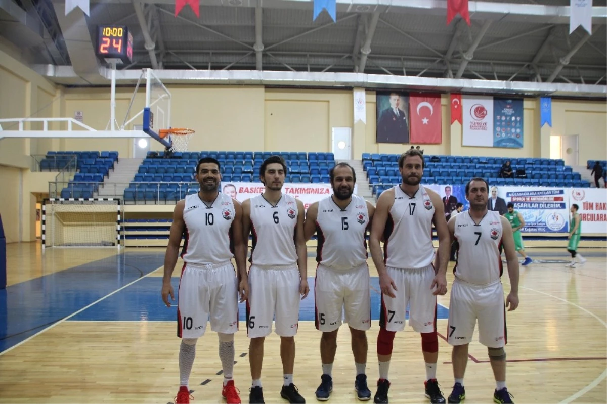 Tb2l Temsilcisi Bilecik Belediyesi Basketbol Kulübü Kendi Evindeki Son Maçını da Kaybetti