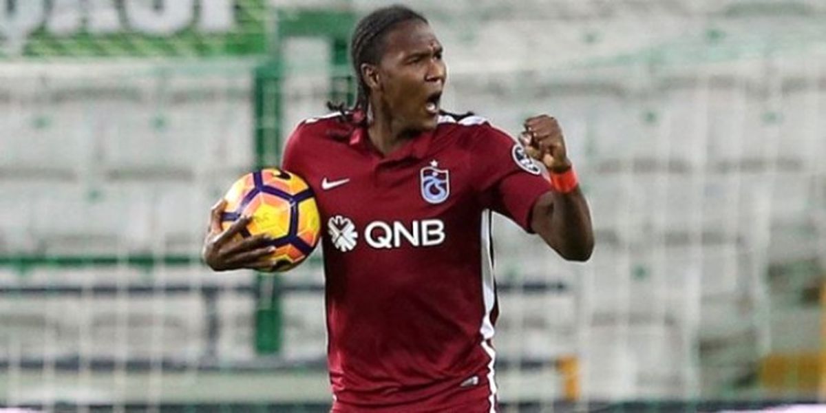 Trabzonspor\'da Rodallega Krizi!