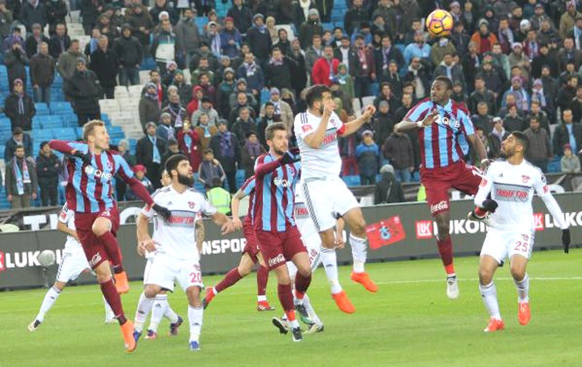 Trabzonspor Kalesini Gole Kapadı