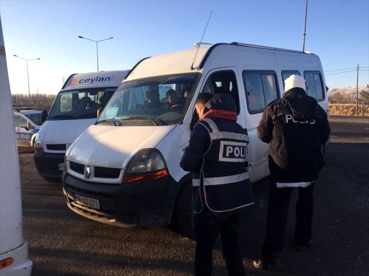 Ulaş\'ta Servis Araçları Denetlendi