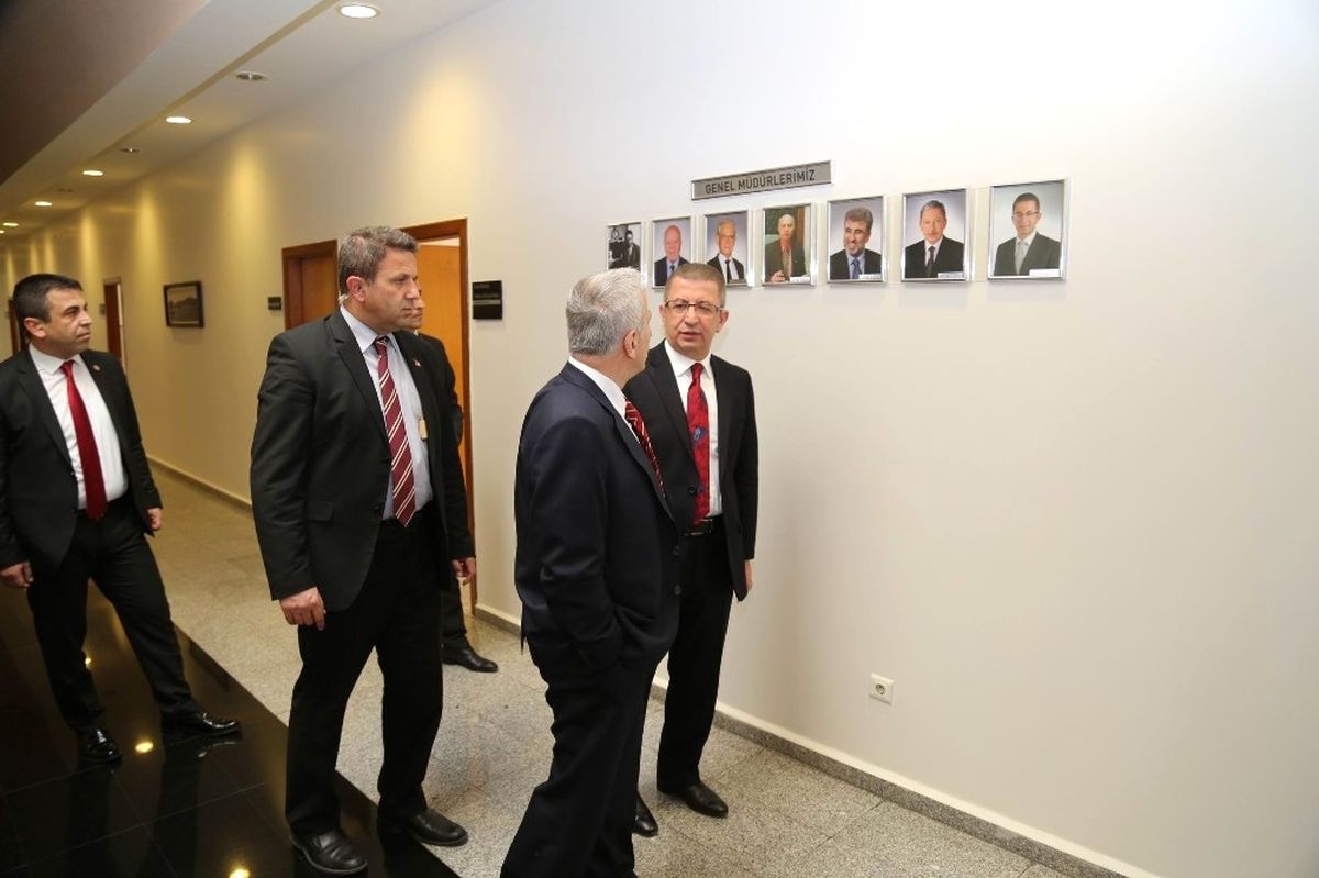 Vali Kamçı Kcetaş\'ı Ziyaret Etti