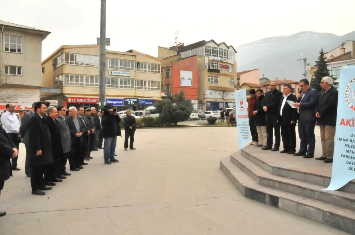 Akimmed: "28 Şubat Zihniyeti 15 Yıl Geçmeden Karanlığa Gömüldü"