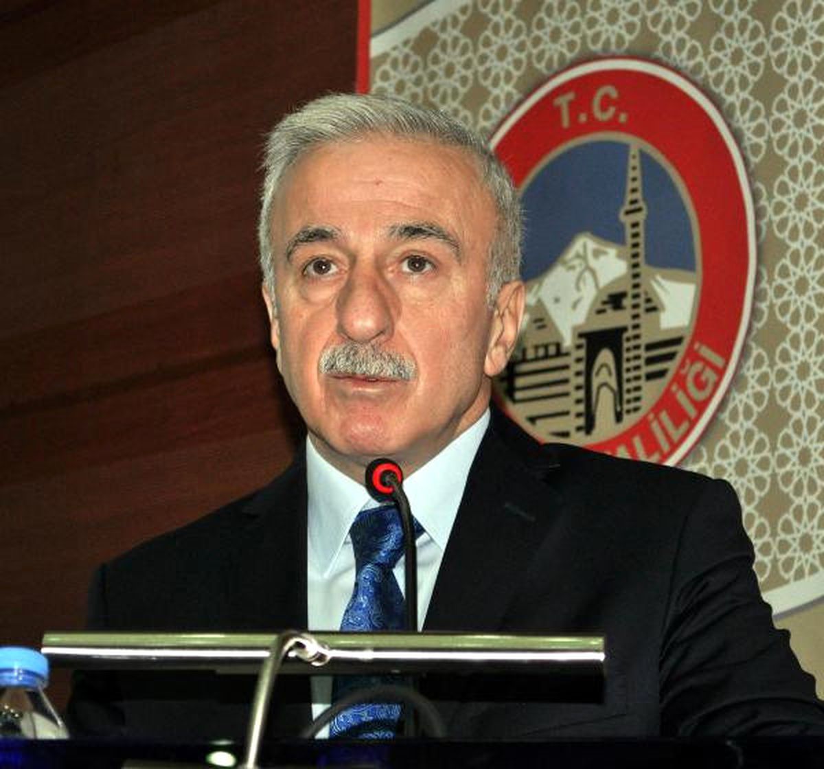Bağımlılıkla Mücadele İçin Danışma Merkezleri Kurulacak