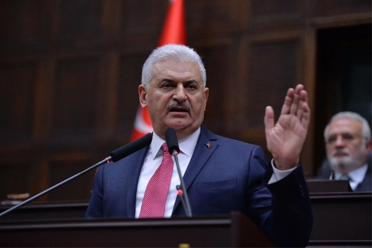 Başbakan Yıldırım Bayrak Tartışmasına Son Noktayı Koydu