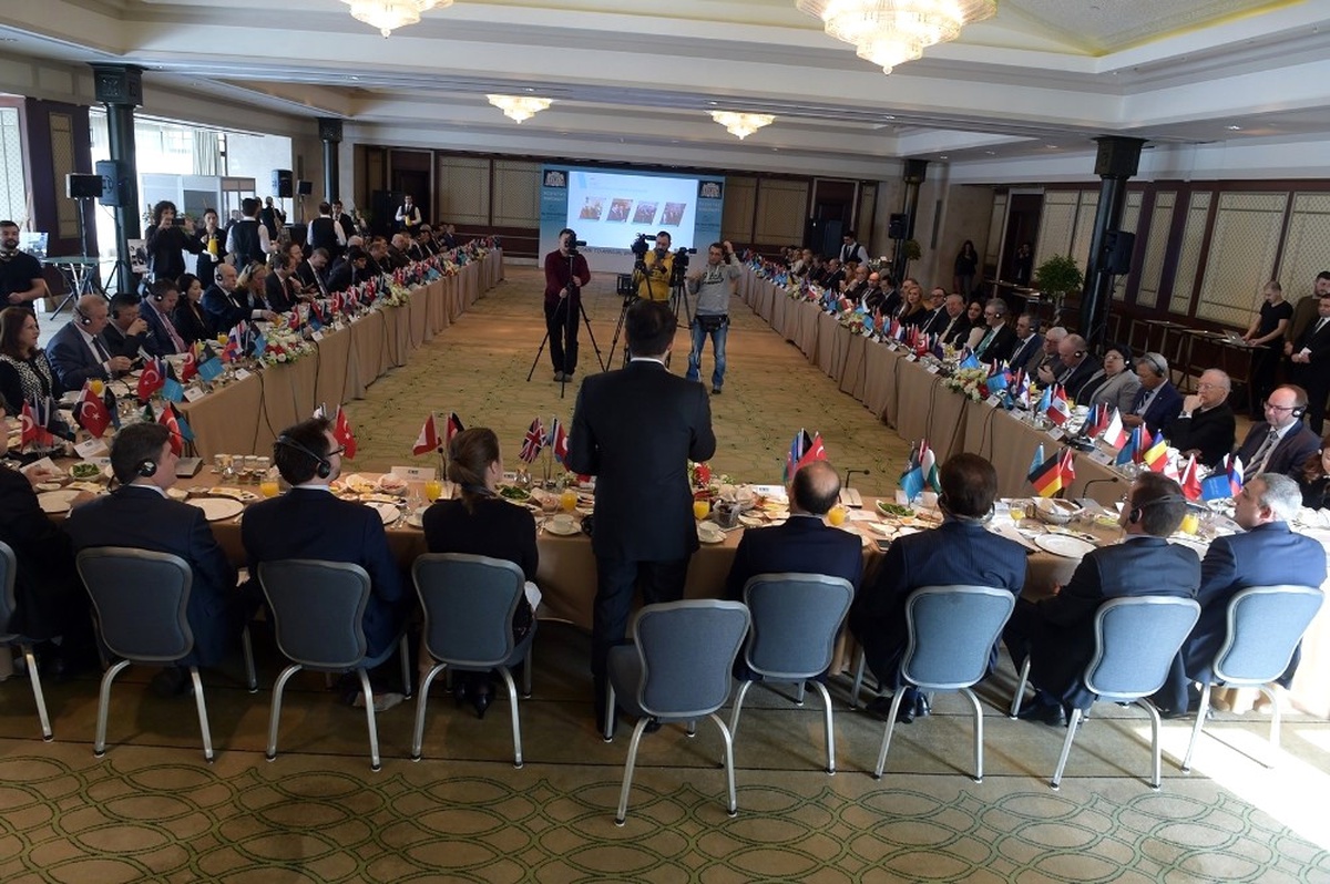Başkan Hazinedar: "Cumhurbaşkanının Doğru Yaptığı Şeyleri Dillendirdiğim İçin Partimden İhraç...