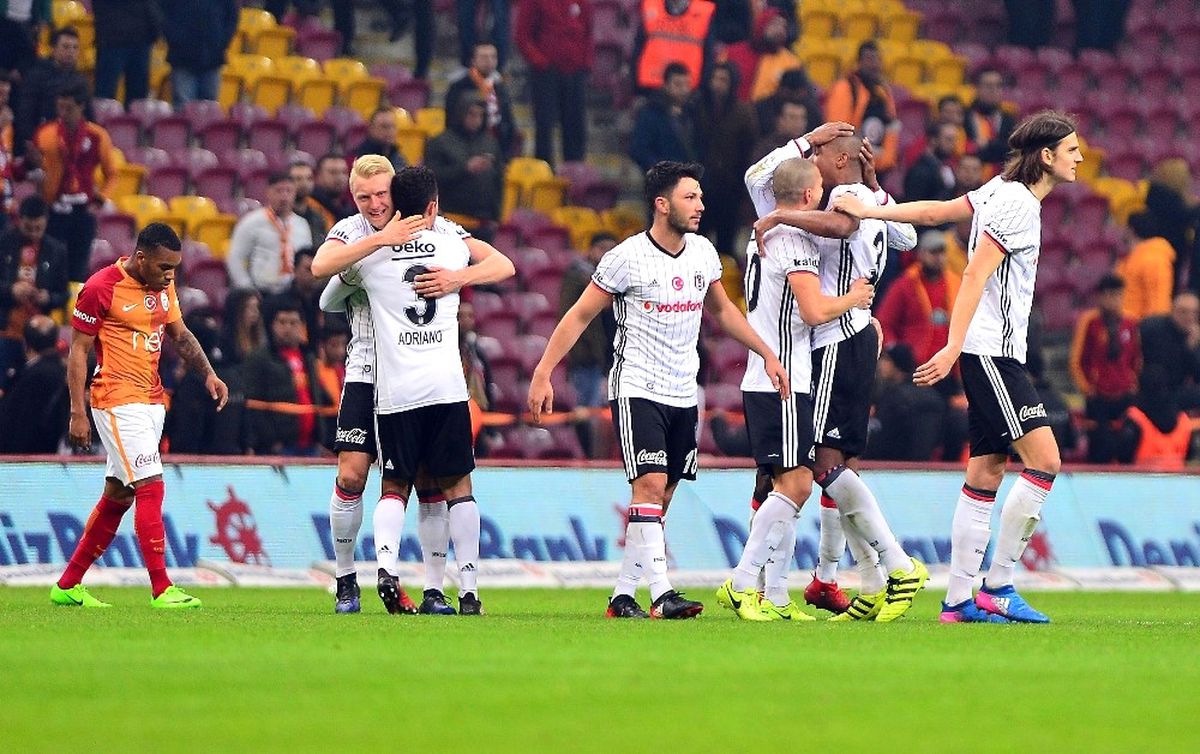 Beşiktaş Arayı Açtı