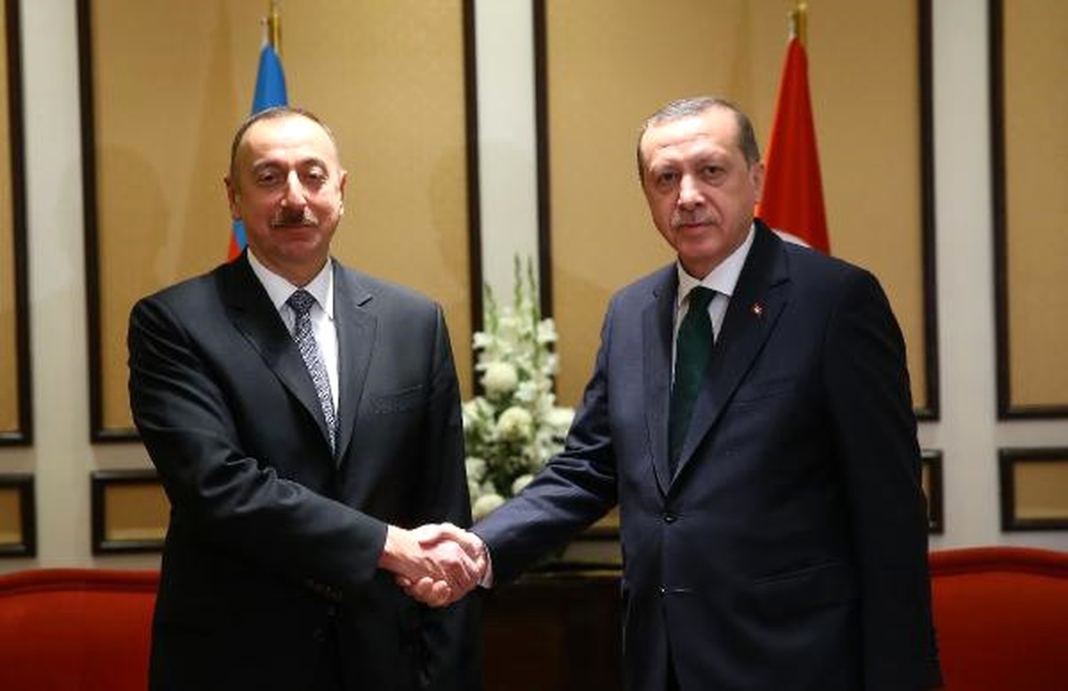 Cumhurbaşkanı Erdoğan, Azerbaycan Cumhurbaşkanı Aliyev ile Görüştü