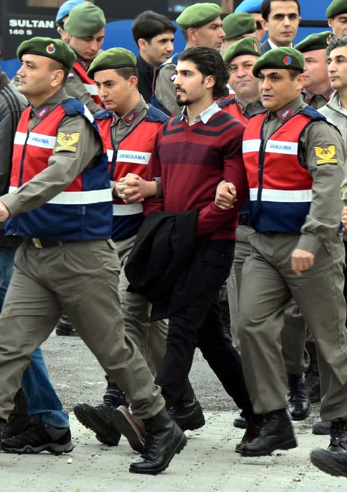 Cumhurbaşkanı\'na Suikast Timi Davasının Görülmesine 4 Gün Sonra Devam Edildi (4)