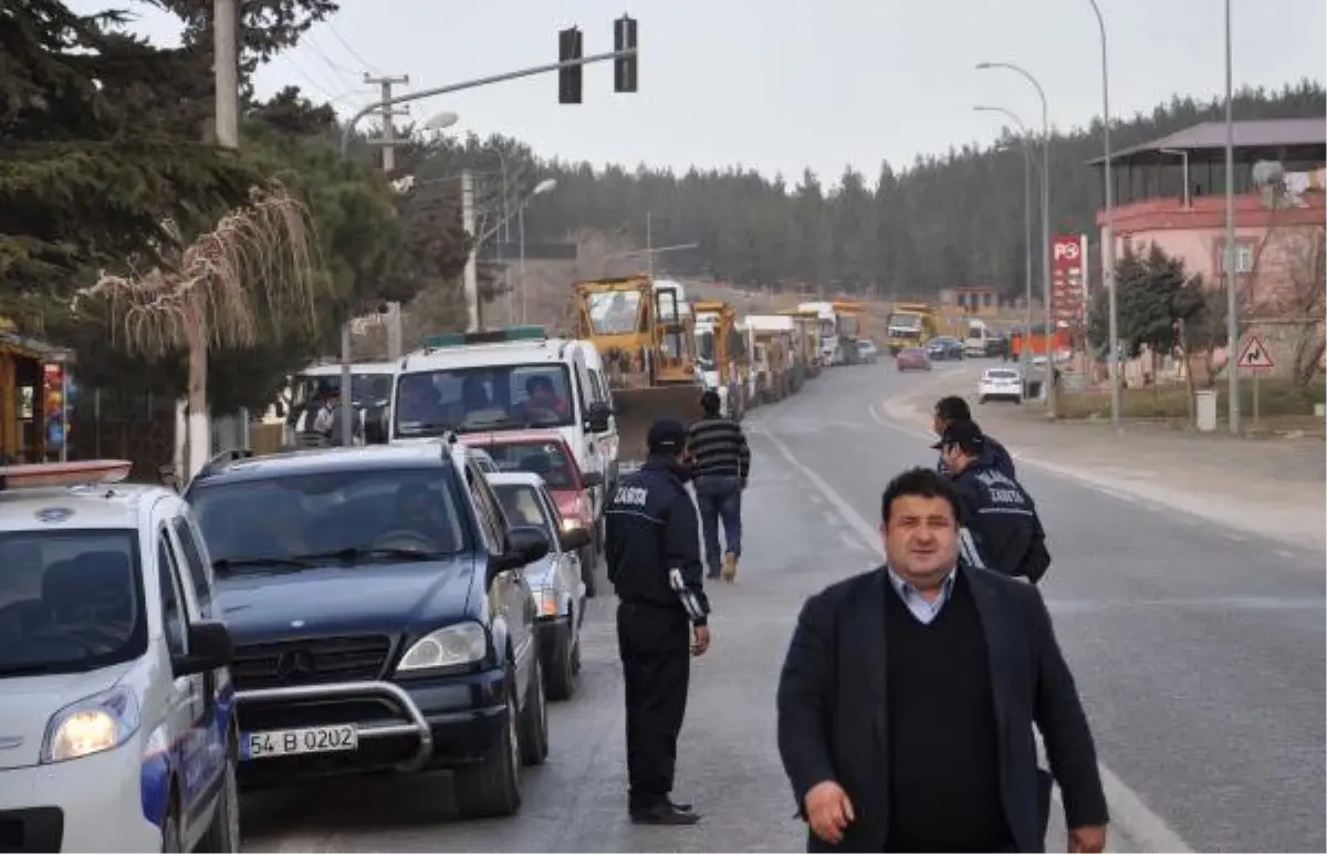 Direksiyonda Kalp Krizi Geçirip Öldü