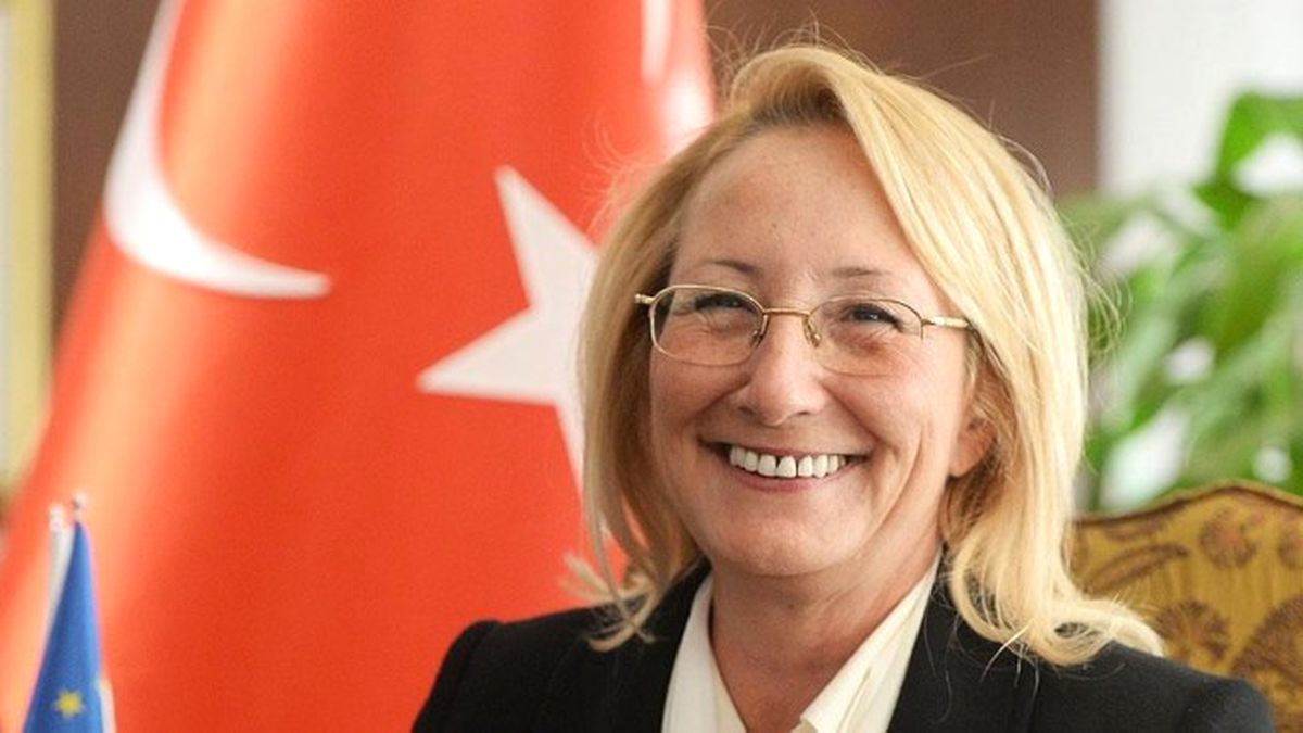 Ege Üniversitesi Rektörlüğüne Dedeoğlu Atandı