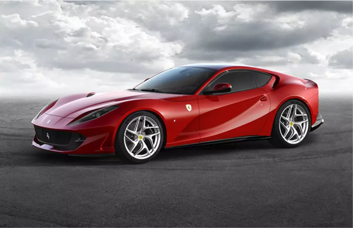 Ferrari\'den Sürpriz, Ferrari 812 Superfast, 340 Km/s\'lik Son Hız!