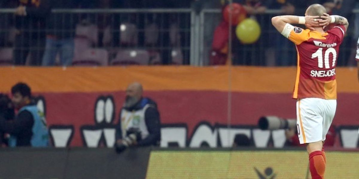 Galatasaray Yine Şubat Ayında Havlu Attı!