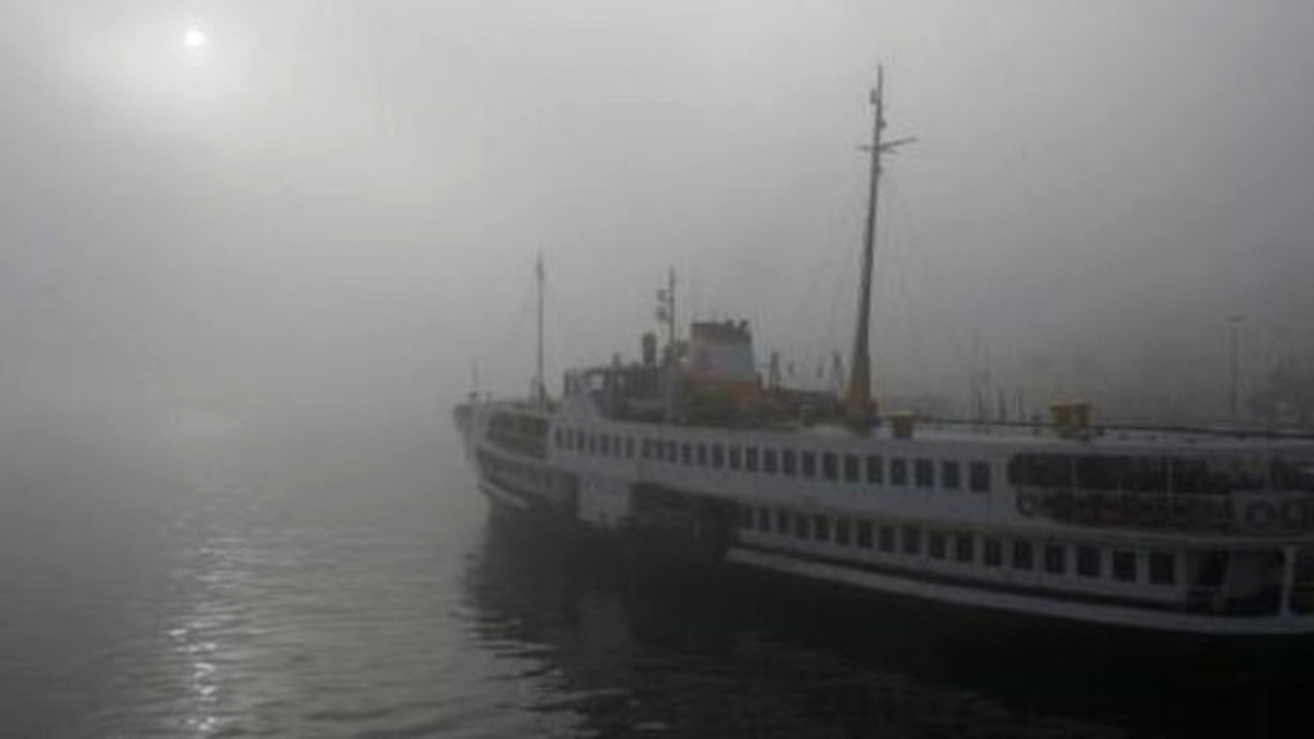 İstanbul Boğazı Gemi Geçişlerine Kapatıldı