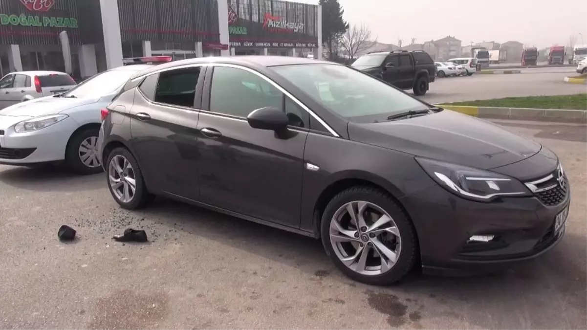 Kocaeli\'de Altın Kuryesi Soygunu