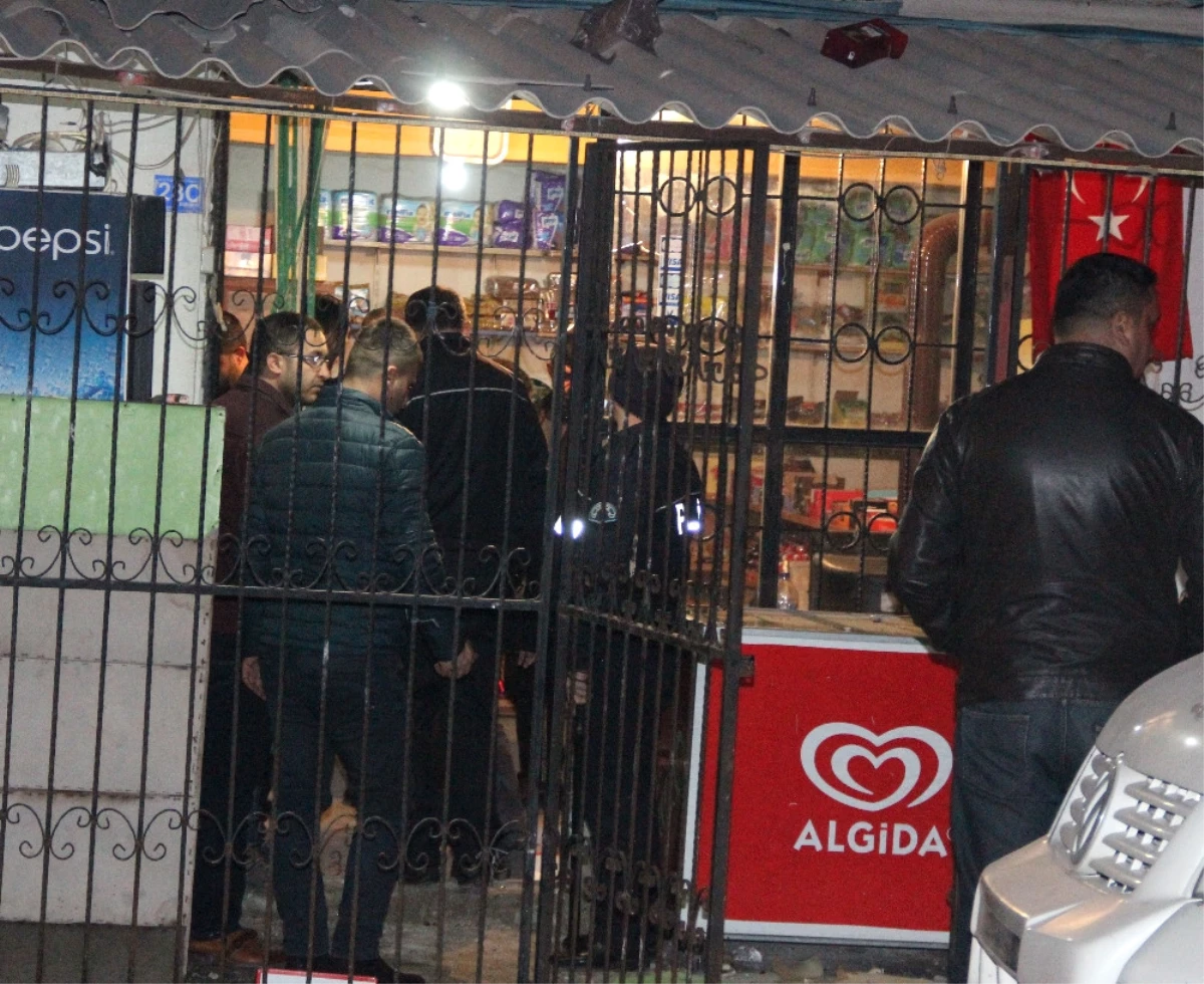 Konya\'da Park Kavgası: 1 Ölü, 1\'i Polis 4 Yaralı
