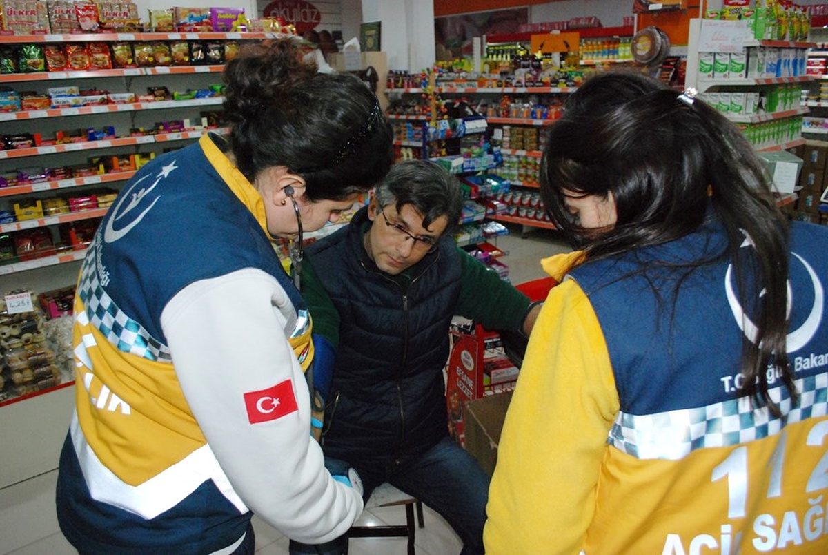 Kütahya\'da Marketten Silahlı Soygun