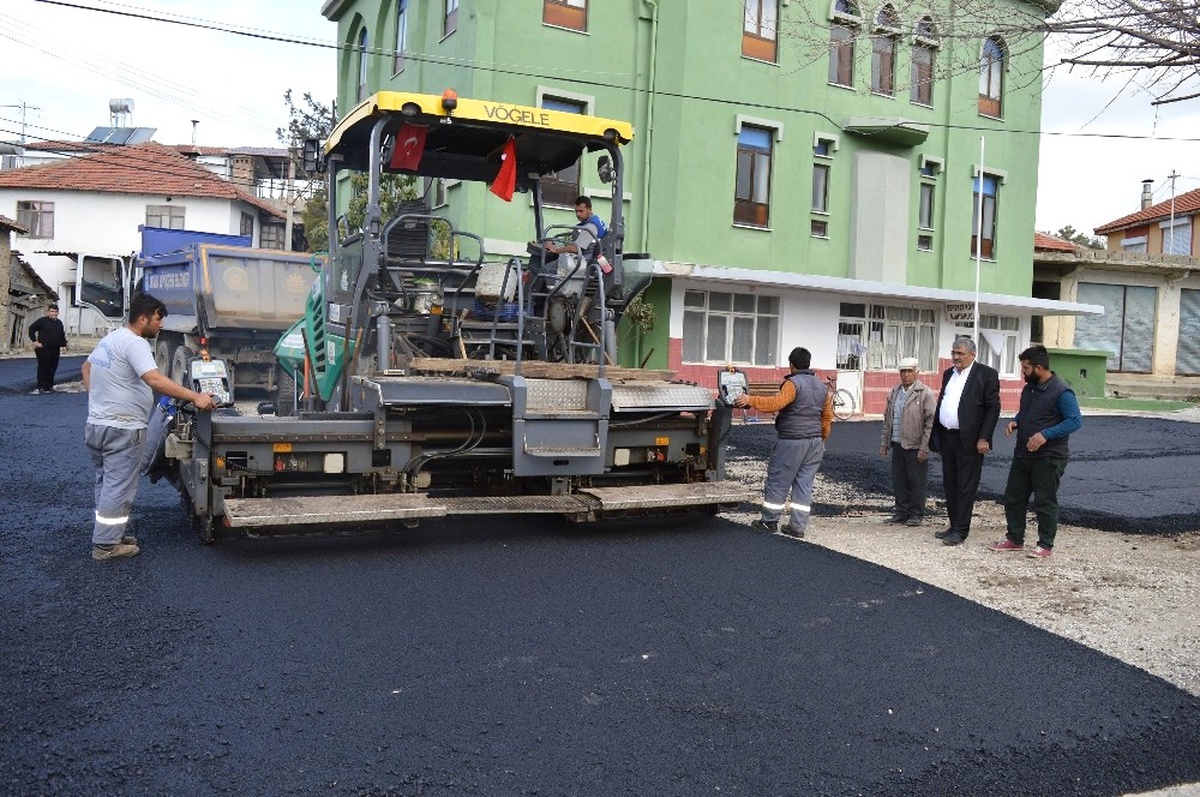 Manavgat, Aksu ve Serik\'te Yollar Yenileniyor
