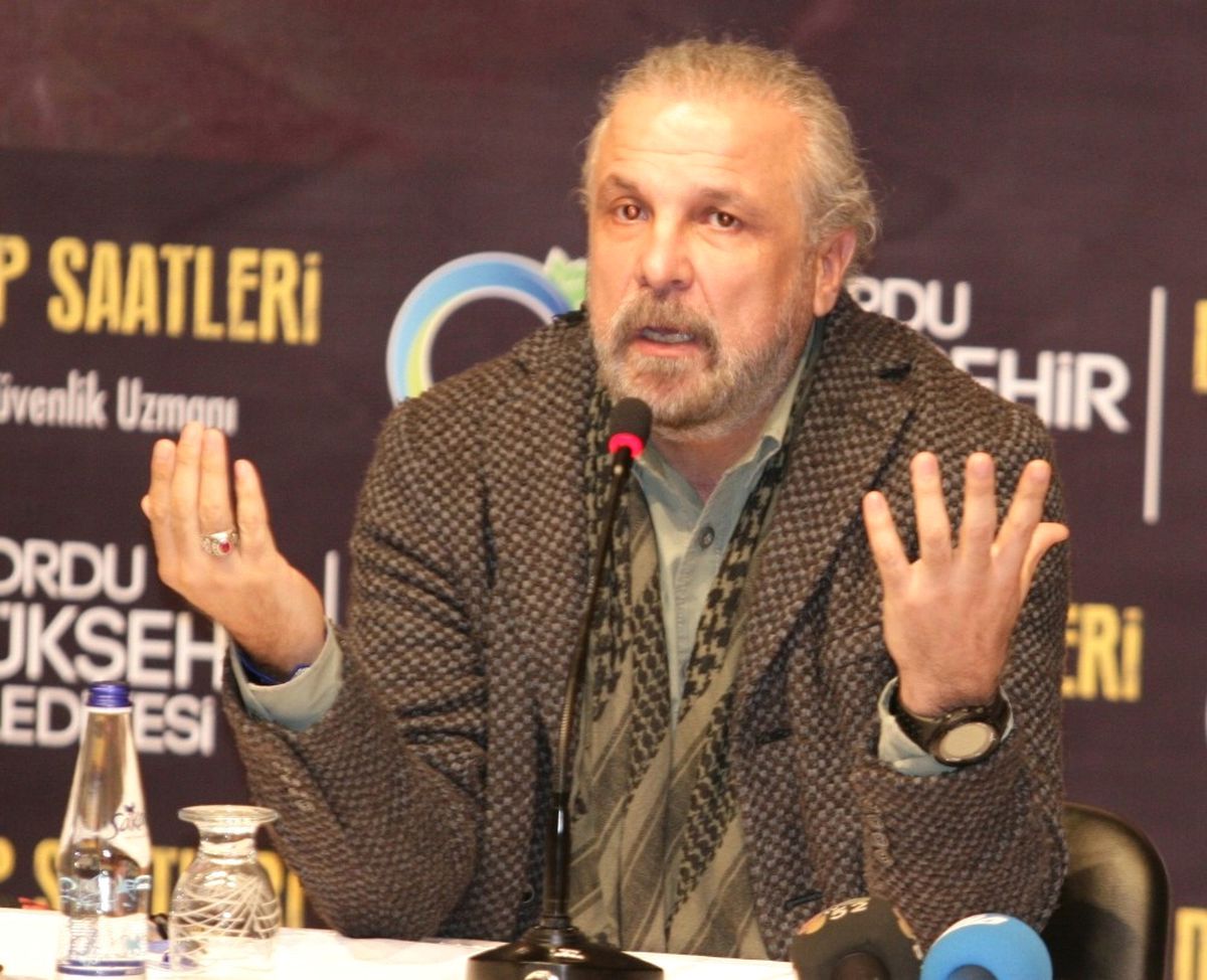 Mete Yarar: "Tehlike Devam Ediyor"
