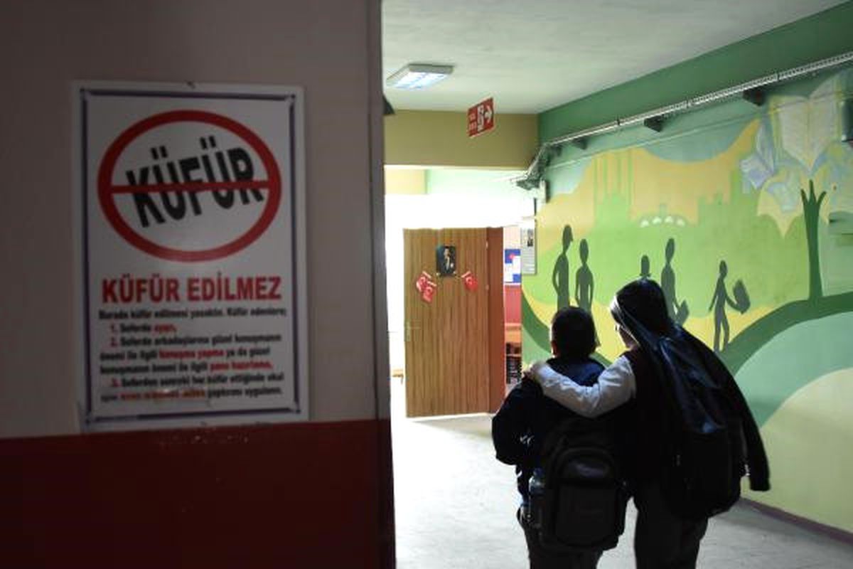 Okulda "Küfürsüz Hava Sahası"
