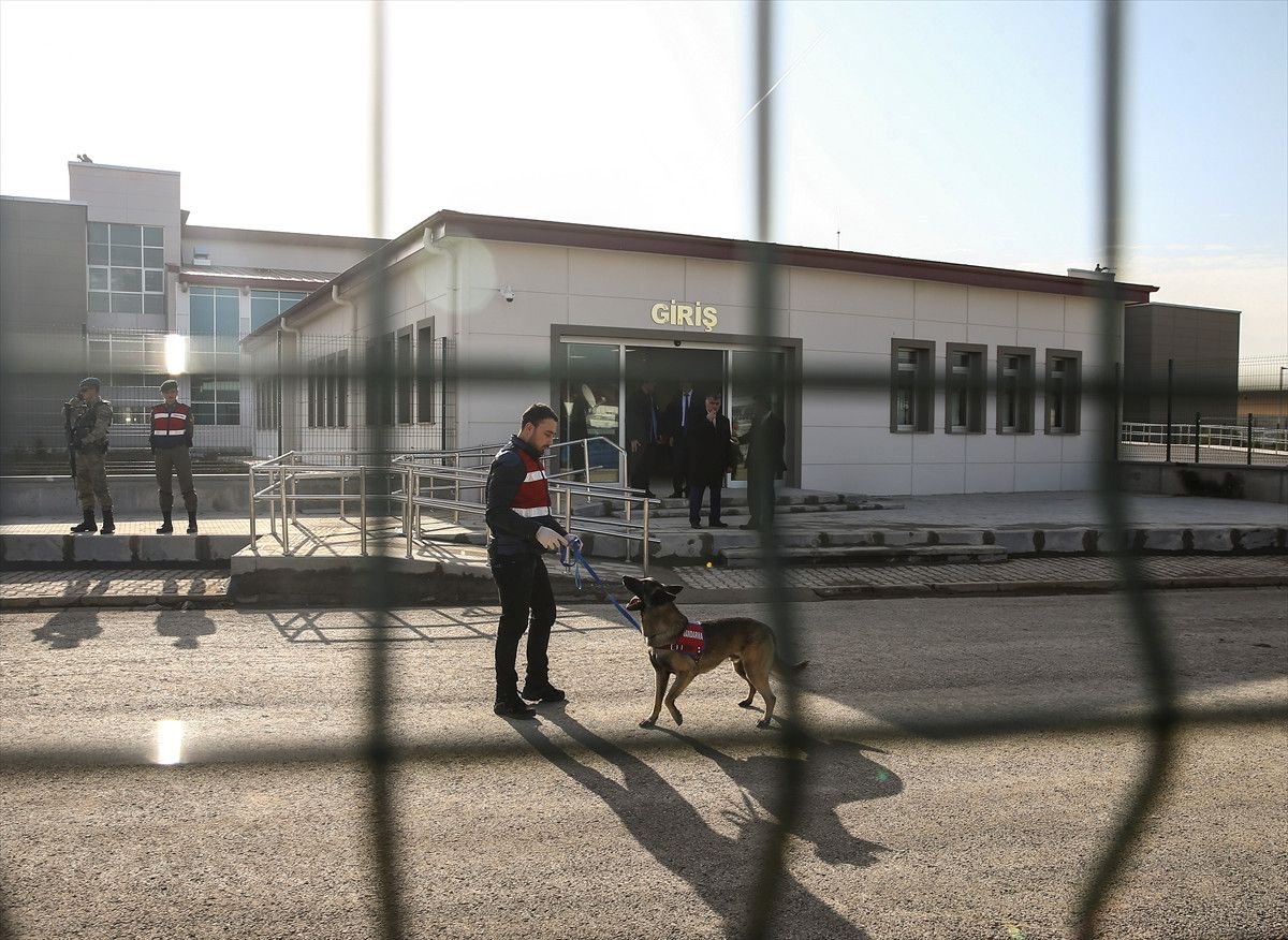 Orgeneral Akar\'ın Müşteki Olduğu Polatlı Darbe Davası Başladı