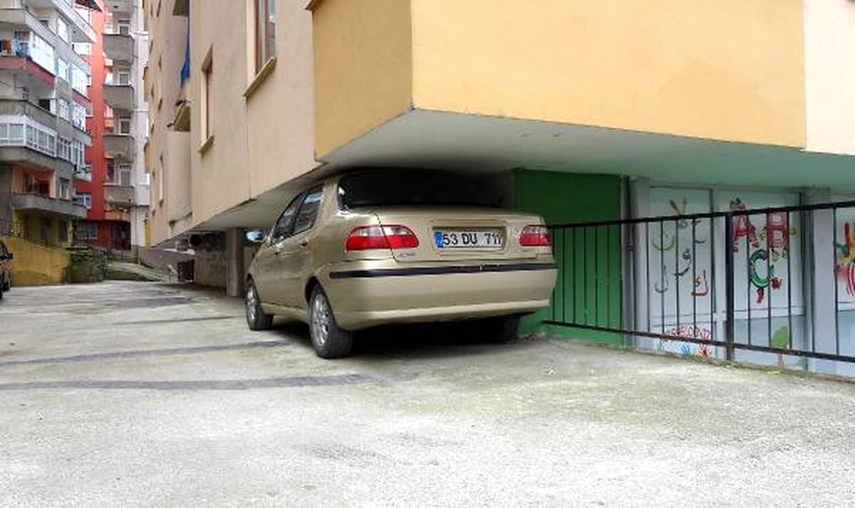 Rizeli Şoförün Park Yeri Görenleri Şaşırttı