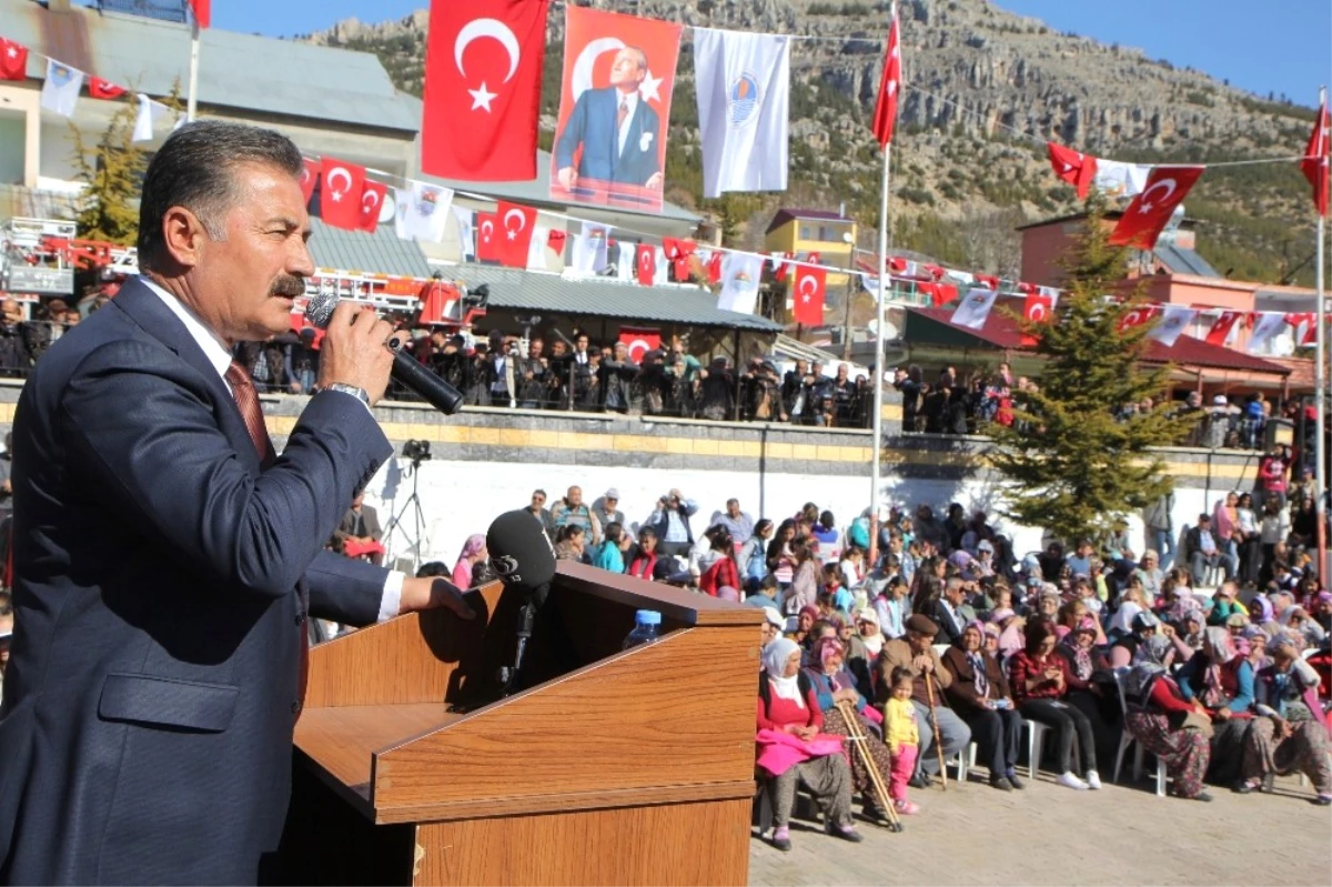 Tuna: "1 Mart, Arslanköy\'ün Kurtuluşu Olarak Tarihe Altın Harflerle Yazılmıştır"
