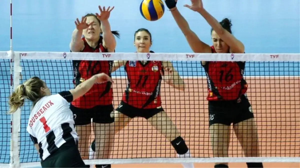 Uralochka Ntmk - Vakıfbank: 1- 3