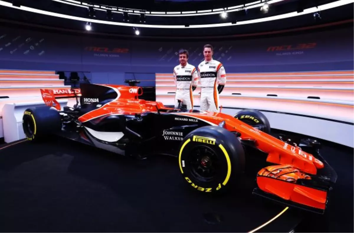 Yeni Mclaren-Honda 2017 Formula 1 Otomobili Mcl32 Karşınızda!