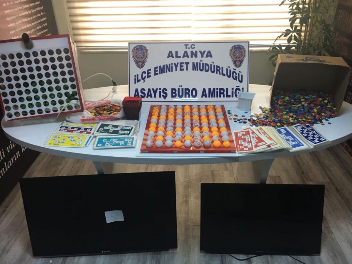 Alanya\'da 2 Ayrı Adrese Tombala Baskını
