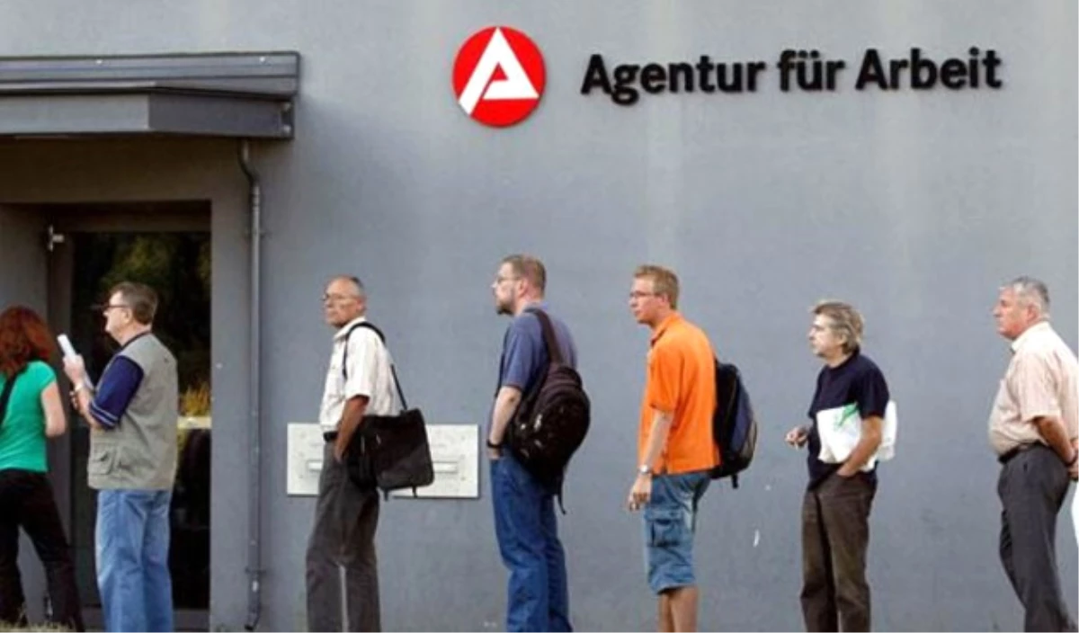 Almanya\'da İşsiz Sayısı Şubatta Beklentinin Üzerinde Azaldı