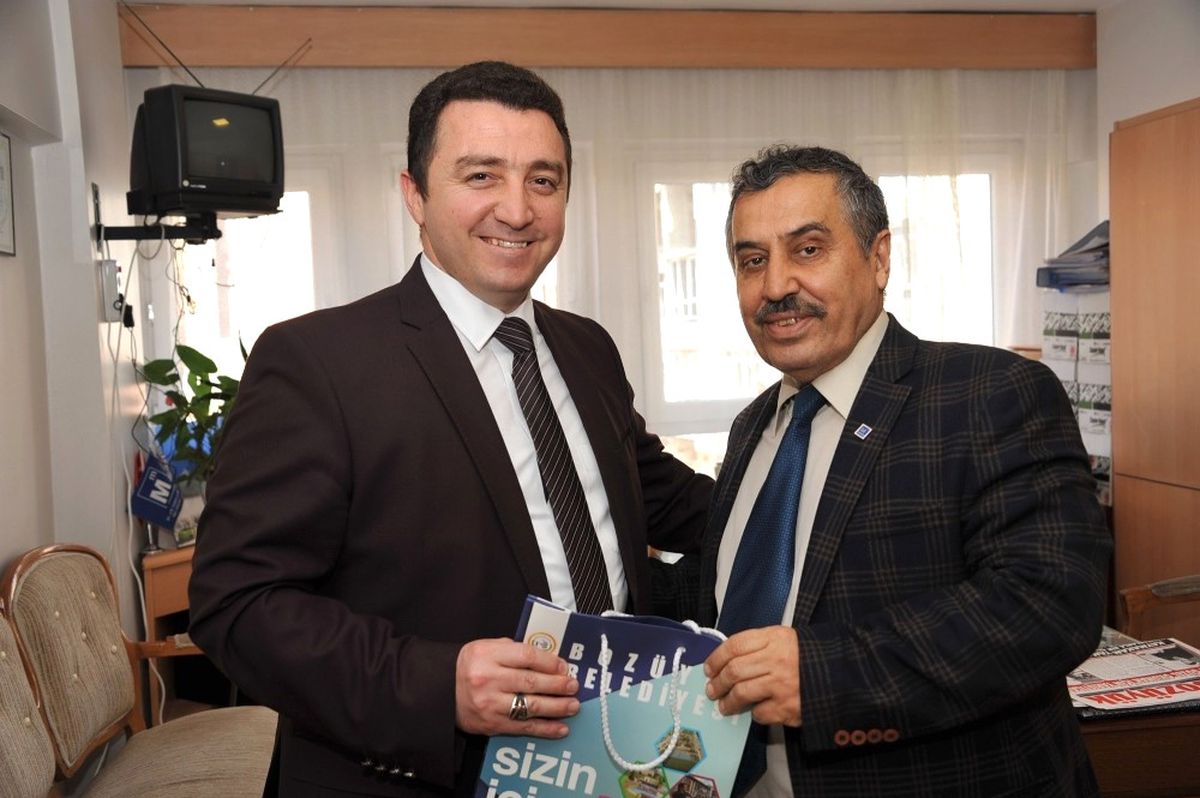Başkan Bakıcı\'dan Muhasebecilere Çikolatalı Kutlama