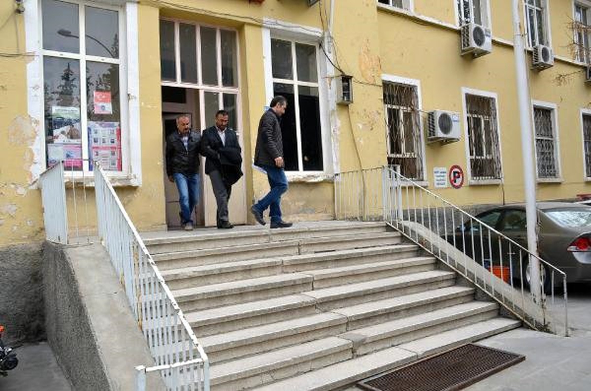 Besni\'de Fetö\'den 1 Öğretmen Tutuklandı