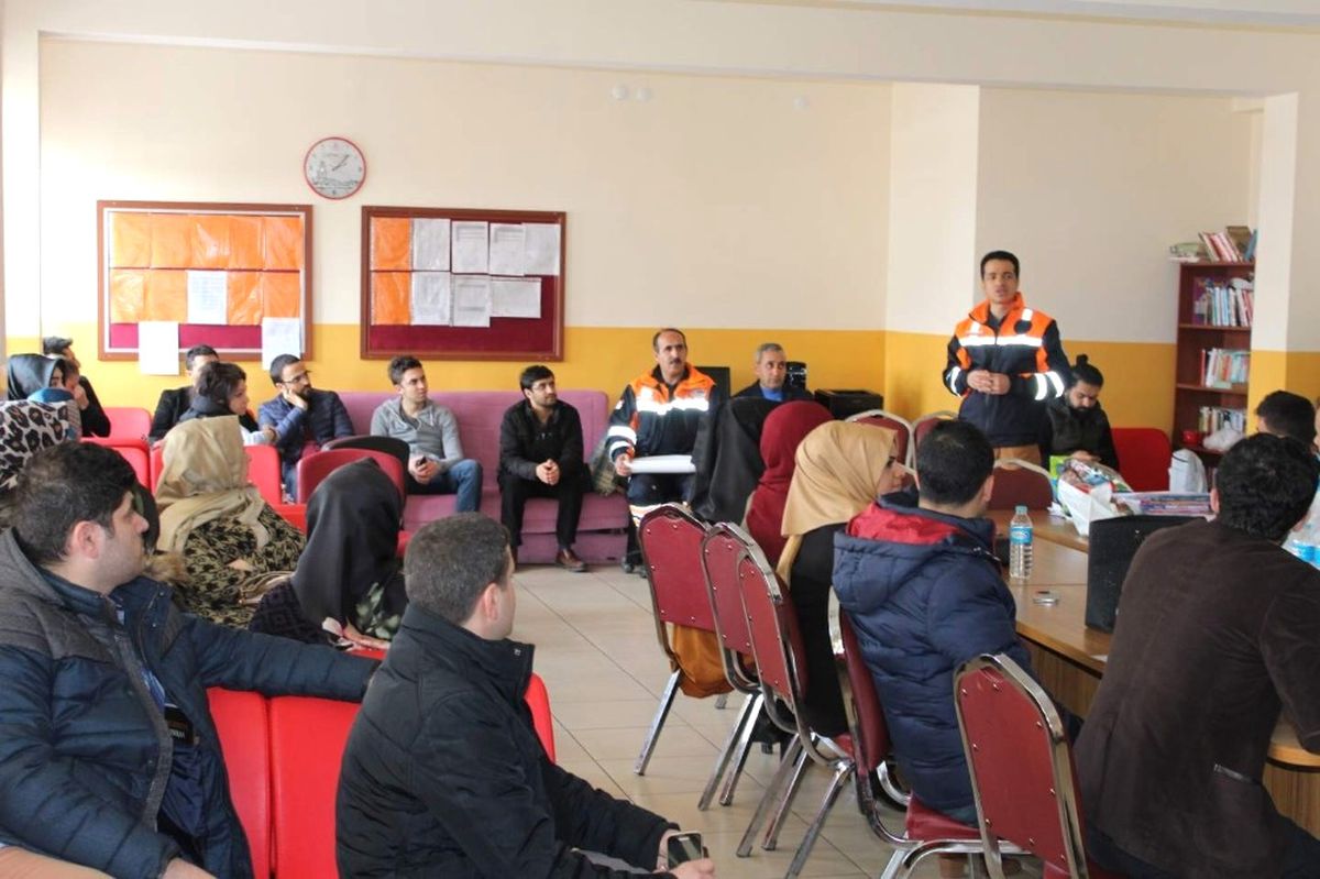 Bingöl Afad Ekipleri, Öğrencileri Bilgilendirdi
