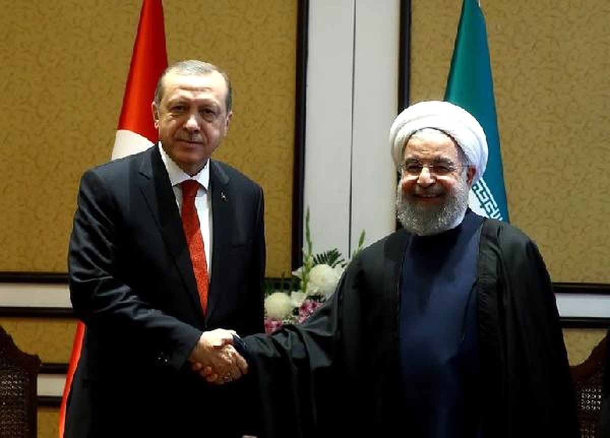 Cumhurbaşkanı Erdoğan, İran Cumhurbaşkanı Ruhani ile Görüştü