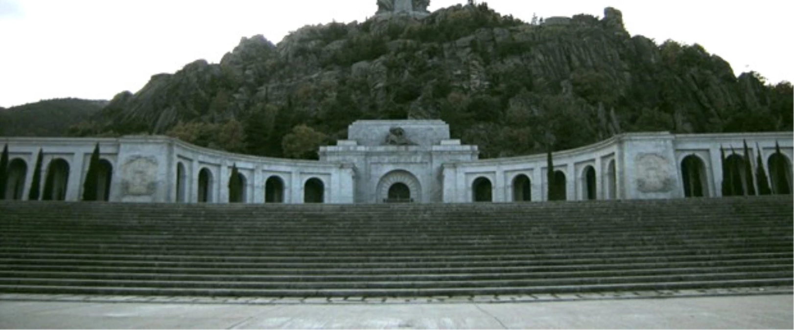 Diktatör Franco\'nun Mezarının Yeri Değiştirilmeyecek