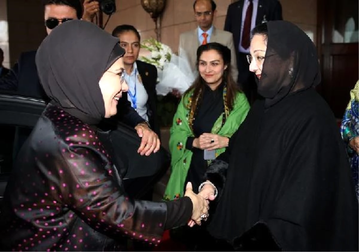 Emine Erdoğan, Pakistan\'da Kadını Güçlendirme Programı Toplantısı\'na Katıldı