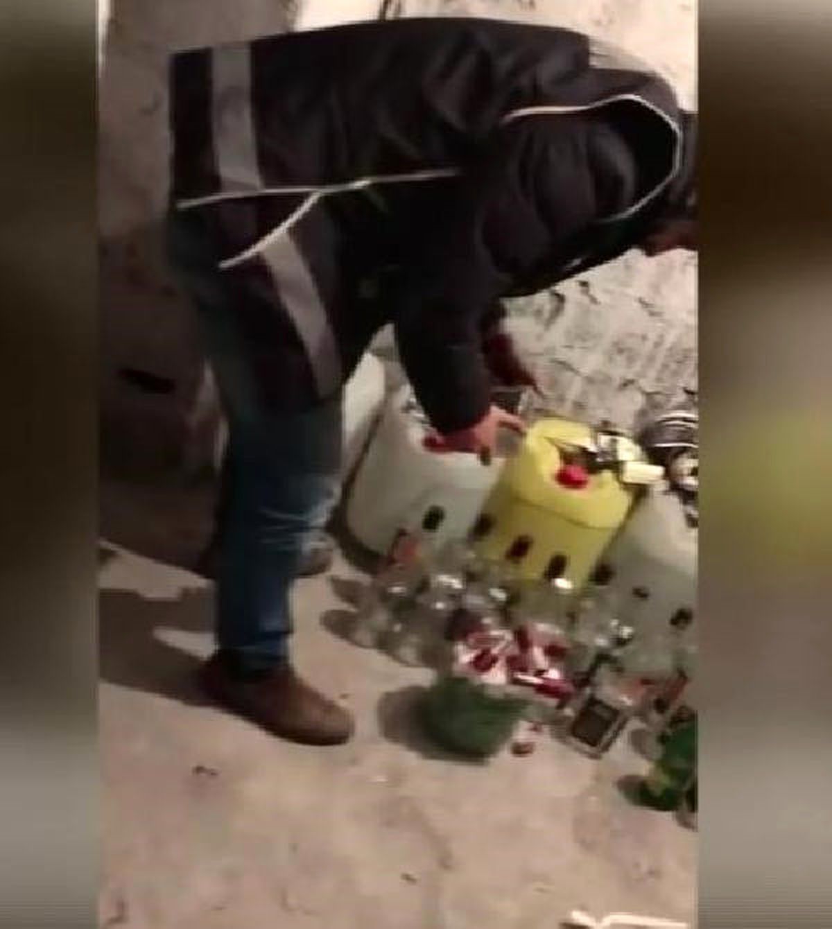 Fatih\'te Sahte İçki İmalathanesine Operasyon