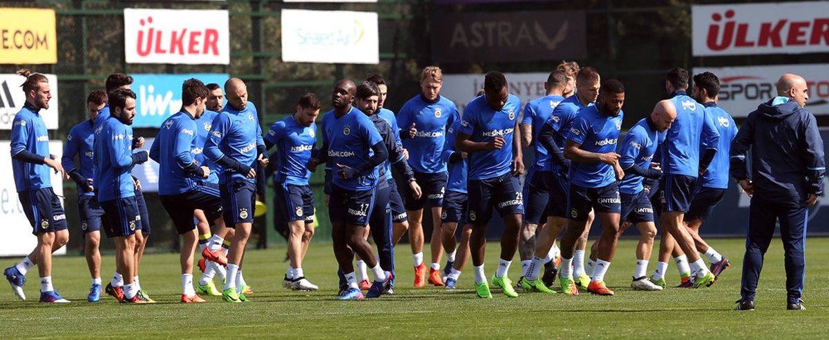 Fenerbahçe Kayseri\'ye Tam Kadro Gidiyor