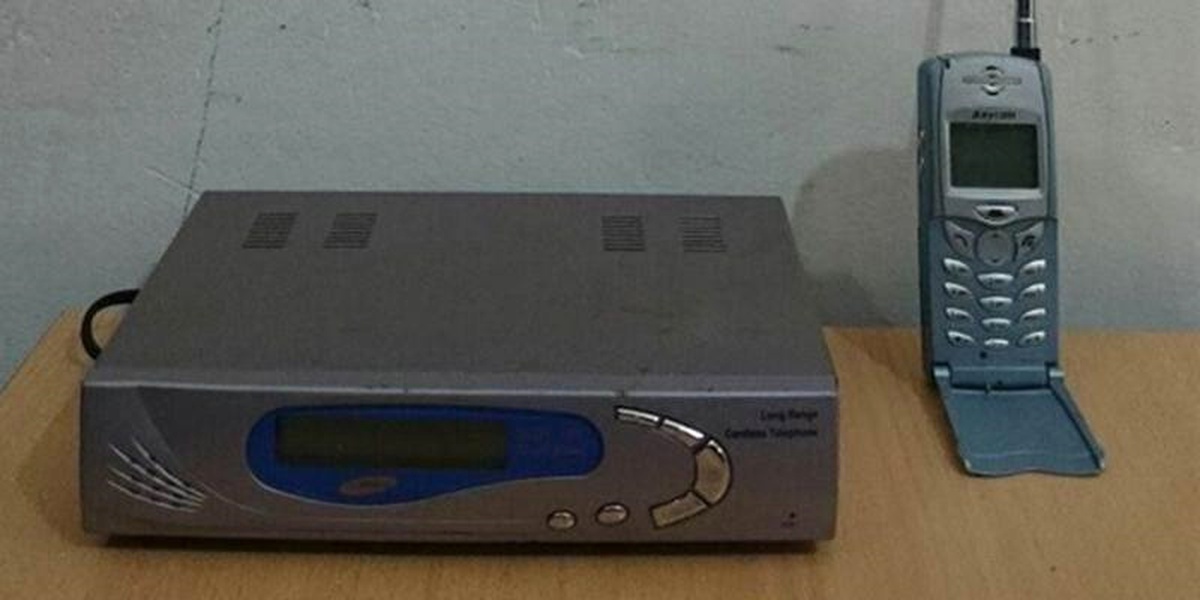 Hakkari\'de PKK\'ya Ait Uydu Telefonu Ele Geçirildi