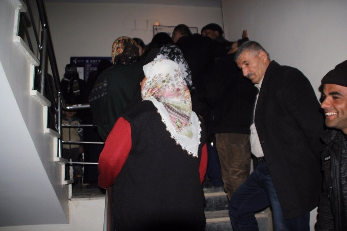Hakkari İşkur\'da Geçici İş Alım Yoğunluğu