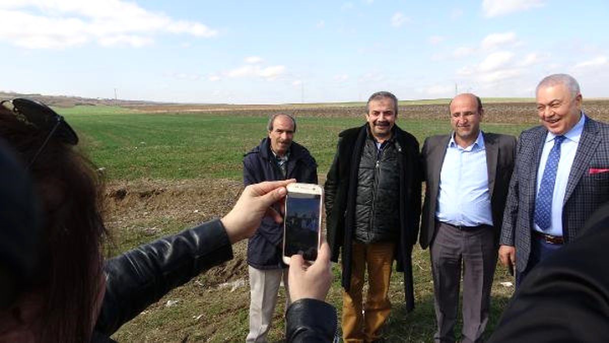 Hdp\'li Önder, Cezaevinde Demirtaş\'la Görüşemedi