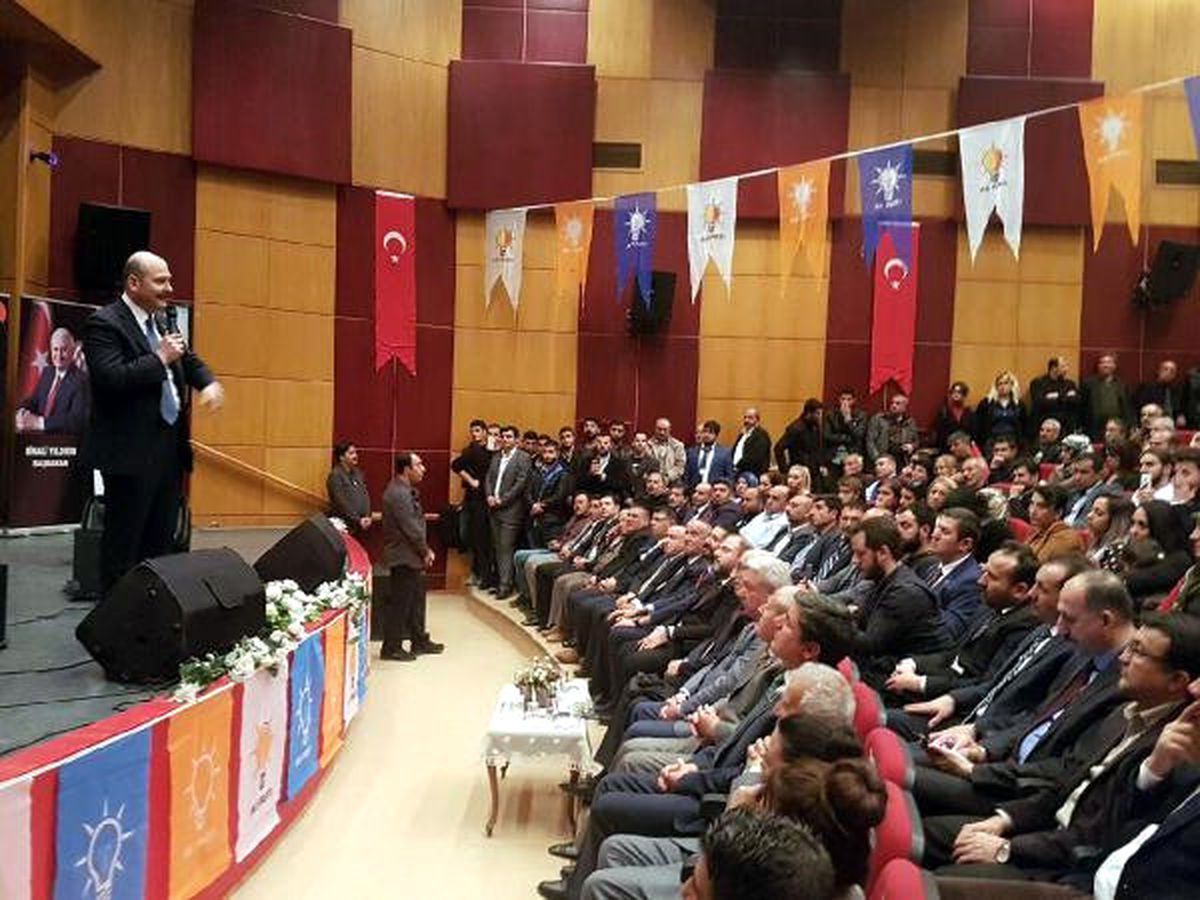 İçişleri Bakanı Soylu, Tunceli\'de Esnaf Ziyareti Yaptı (2)
