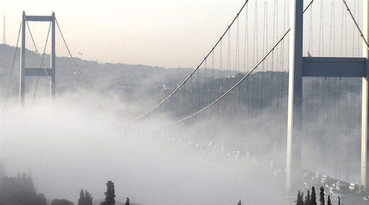 İstanbul\'da Deniz Ulaşımına Sis Engeli