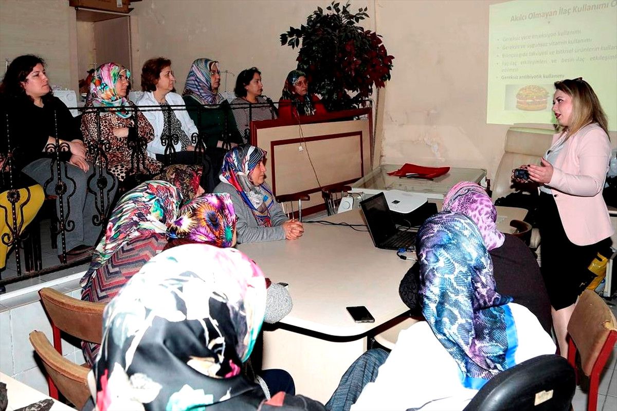 Kadınlara Doğru Şekilde Antibiyotik Kullanımı Anlatıldı